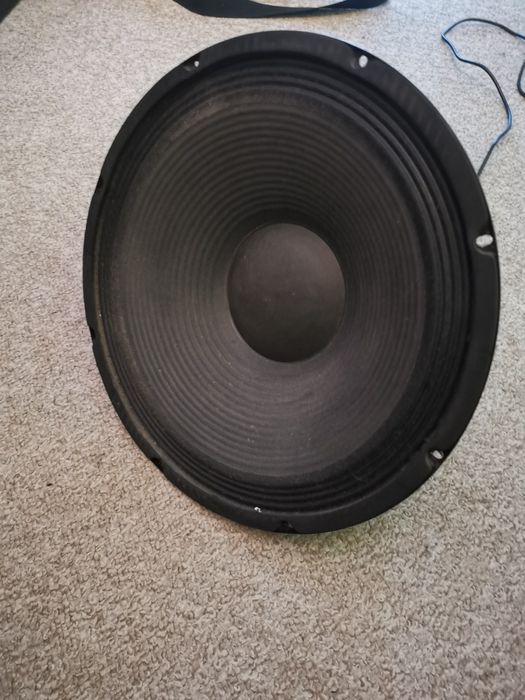 Głośnik Bugera 200watt