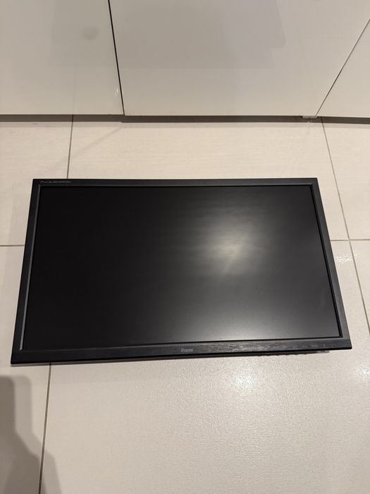 2 monitory Iiyama ProLite B2483HSU