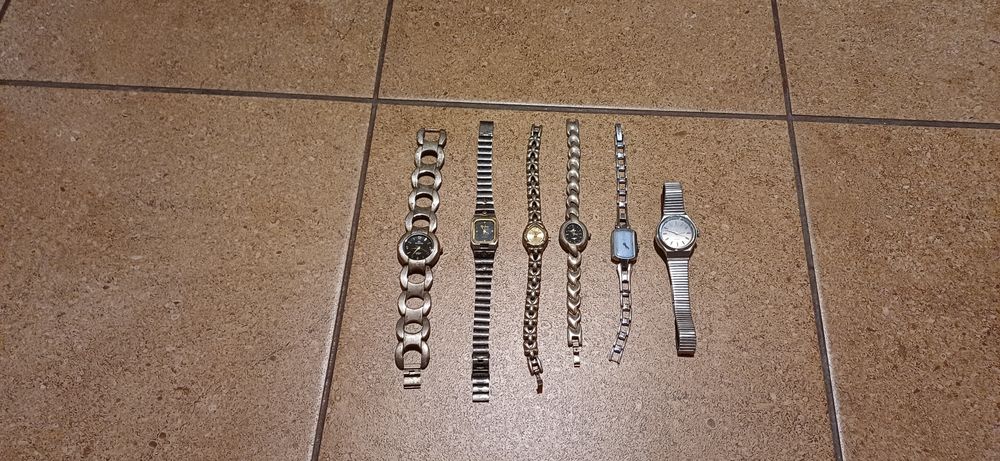 Stare zegarki PRL mechaniczne,elektronicznej.