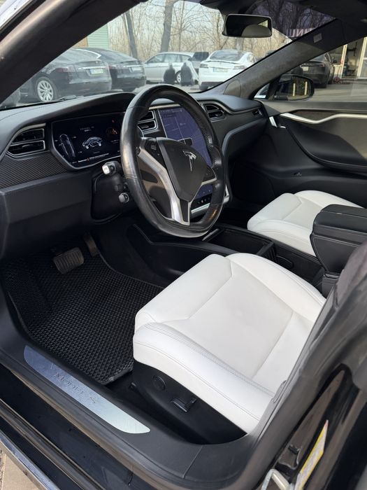 Арнда Tesla Model S 100D 500 км запас хода