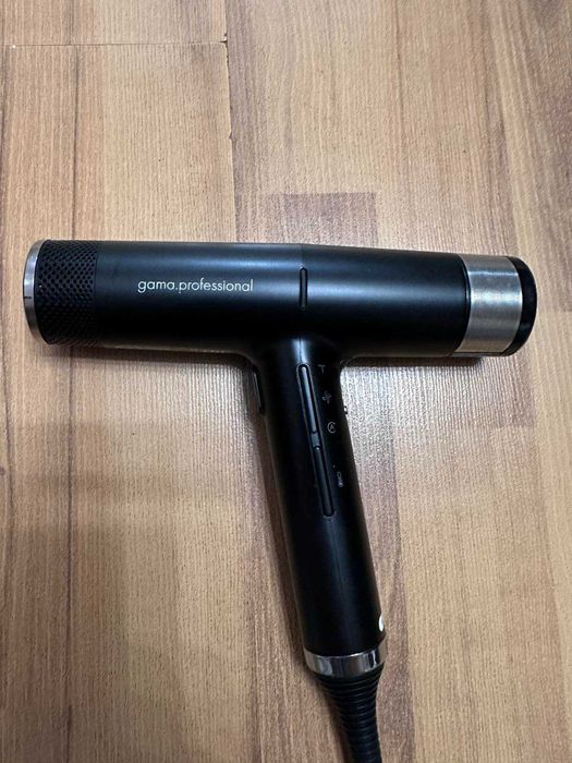 Професійний фен Ga.Ma iQ2 Perfetto Black — стан нового (оригінал). Передовий в своєму класі.