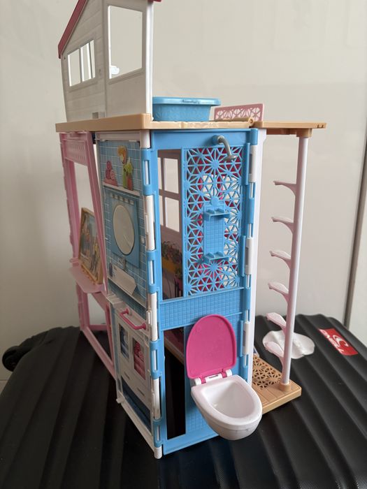 Skladany domek dla Barbie Mattel