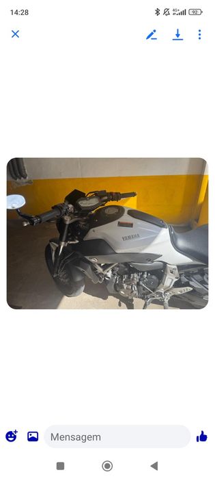 Moto Yamaha MT07