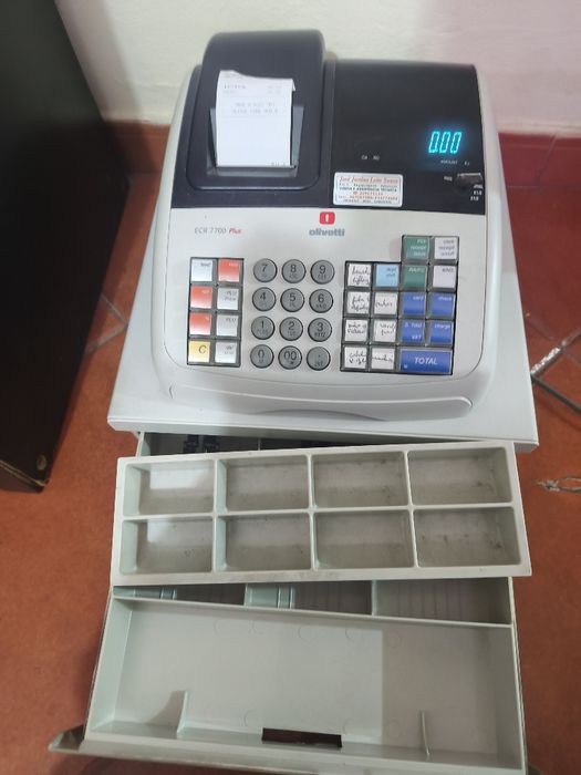 Máquina registadora Olivetti