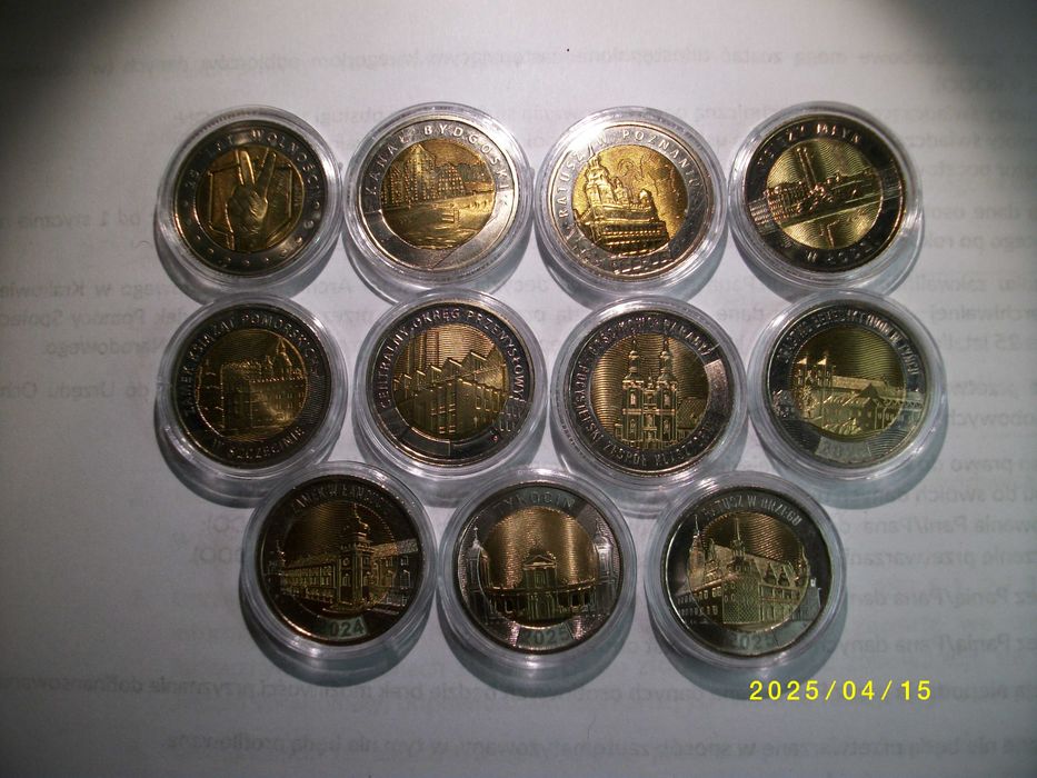 5 zł  x 11 monet z serii '"ODKRYJ  POLSKĘ" + 6 folderów