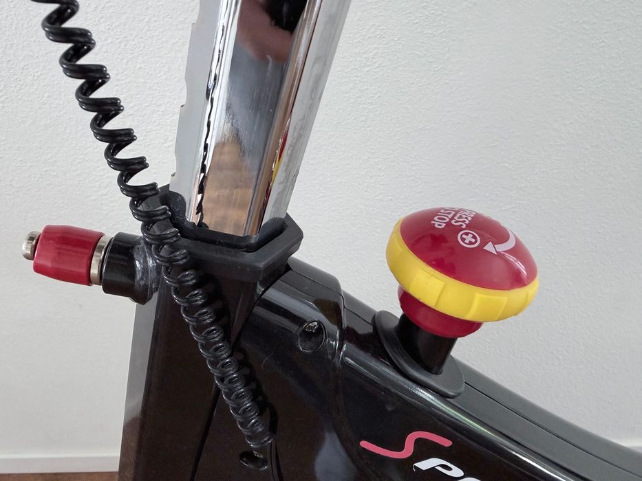 Profesjonalny rower treningowy spinningowy SportsTech SX 500 Prime Line