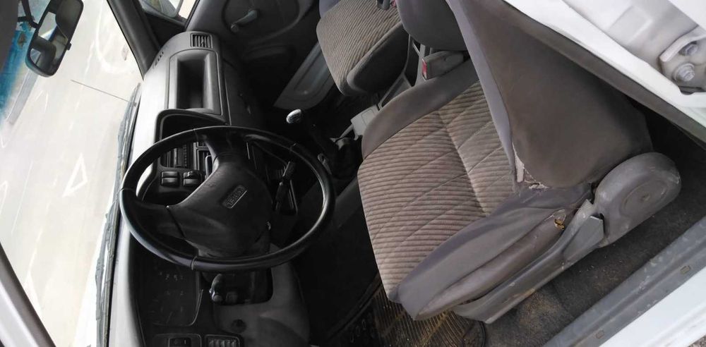 Carrinha com cabine dupla