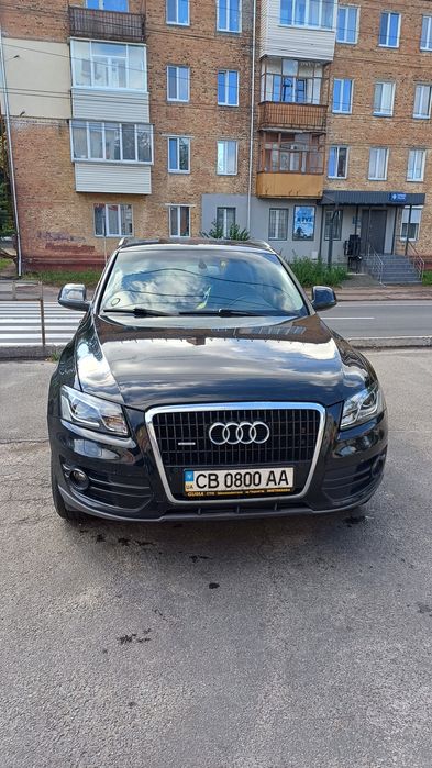Продам авто Audi Q5