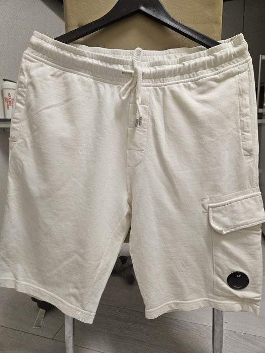 Чоловічі оригінальні білі шорти C.P.Company XL