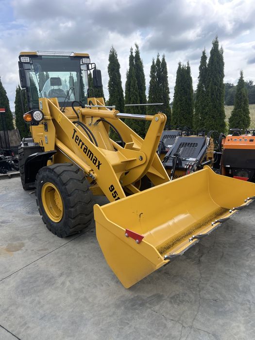Nowa Ladowarka kolowa TerraMax 1.2m3  udzwig 2T waga 5ton