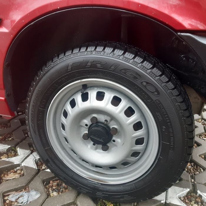 Fiat Uno  1.0 bez korozji  oraz wkladu 02r.