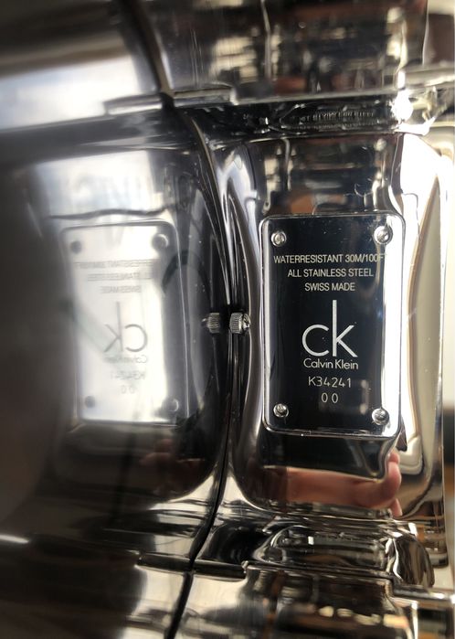 Elegante relogio Calvin Klein