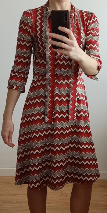 Vestido midi estampado retro Zara