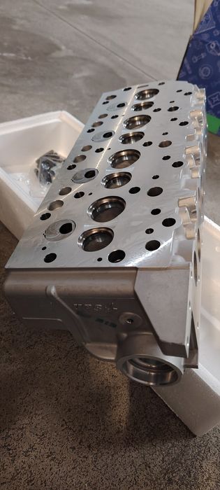 Cabeça nova  mitsubishi l200 pajero etc  referência 4D56