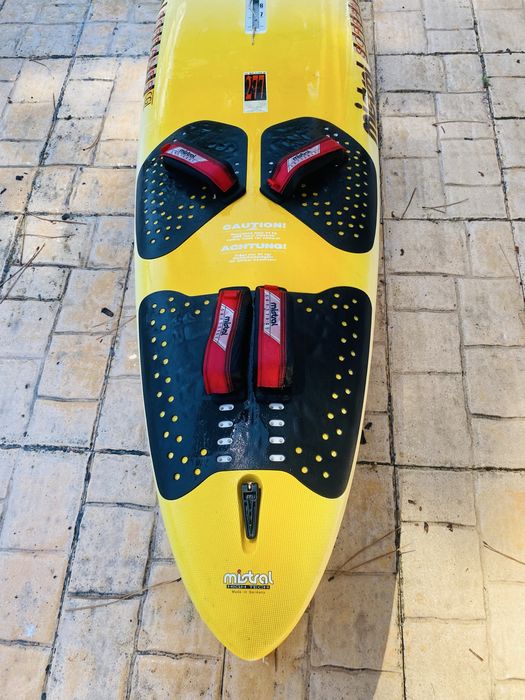 Prancha Windsurf Mistral Screamer 103l