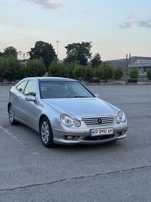Mercedes-Benz C-Class 2002 VIN WDB2037471A255425 фото оголошення 2 з 8