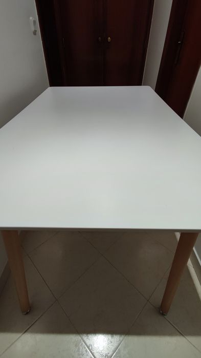 Mesa Branca Jantar