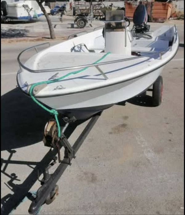 Barco 4,50mt Yamaha 30hp + Atrelado
