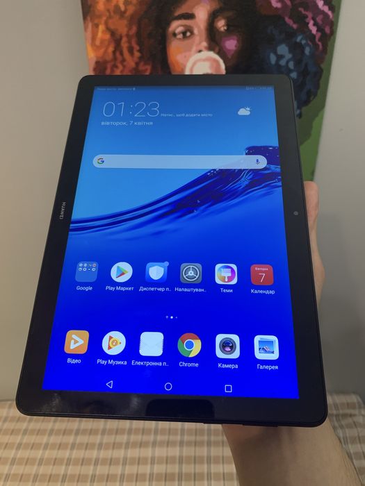 Продам поаншет Huawei Media Pad T5