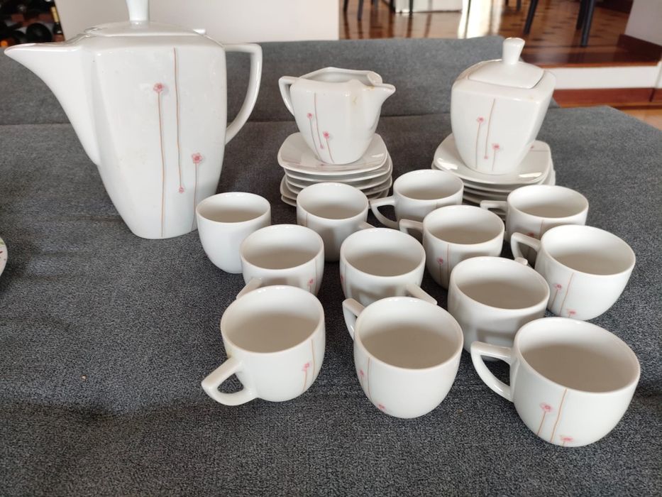 Conjunto de chá e café de porcelana (novo)