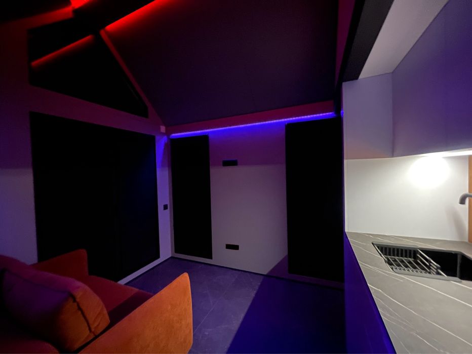 Продам  дім причіп дом дача на колесах прицеп караван модульный дом