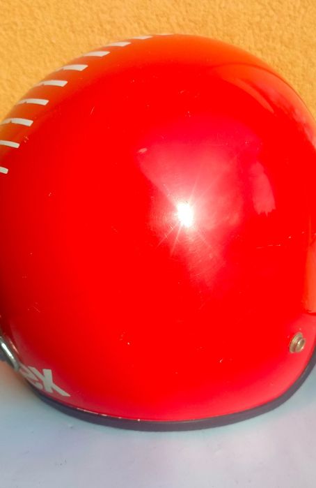 Stary kask motocyklowy Uvex.