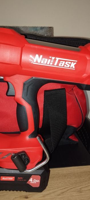 Pregadora de betão Nailtask 20V