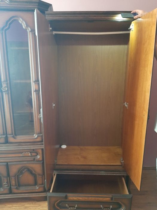 Szafa naturalne drzewo