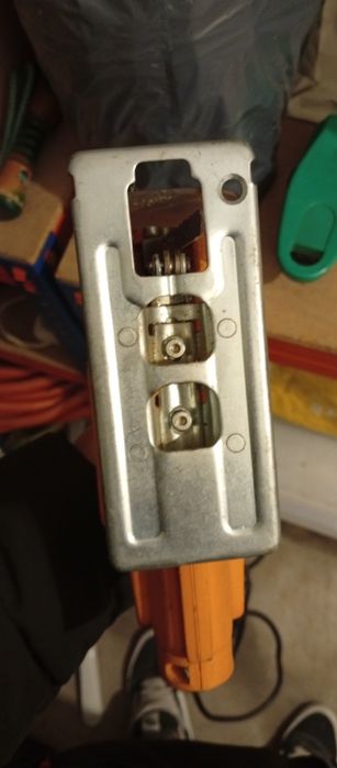 Serra Tico-Tico Einhell BS 350 E - 350W
Estado: Refira se funciona bem