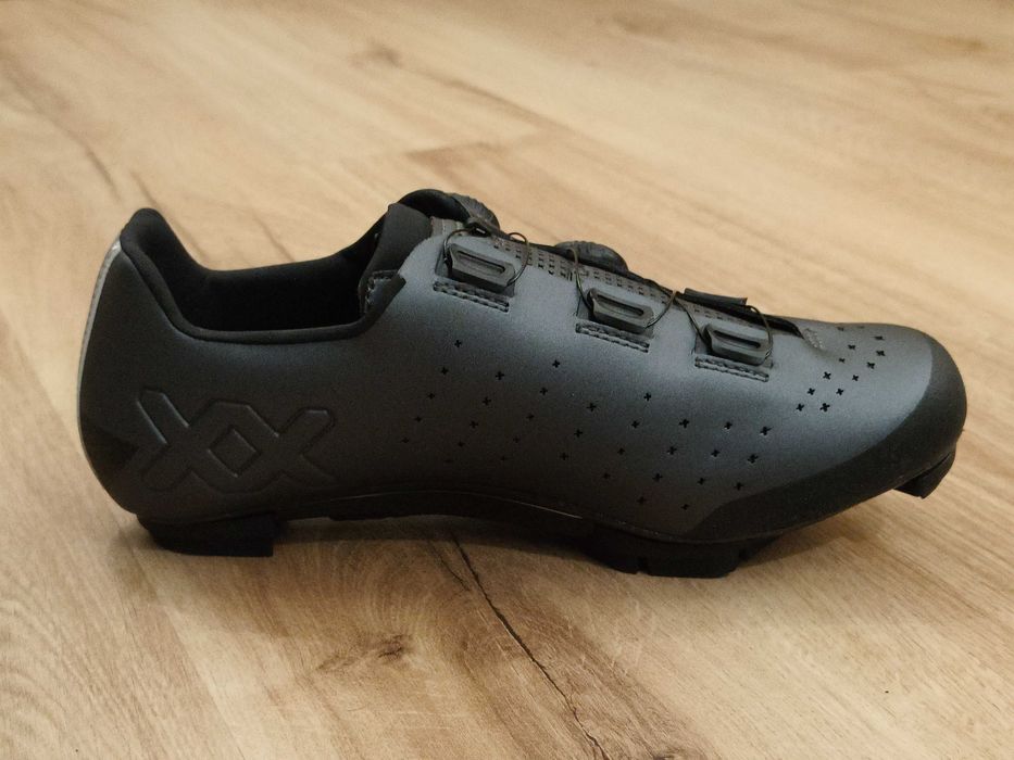Sapatos de MTB Profissionais FLR FX-9 Carbon