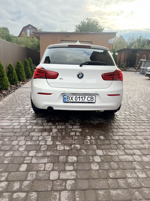 Bmw 118i 2017 року