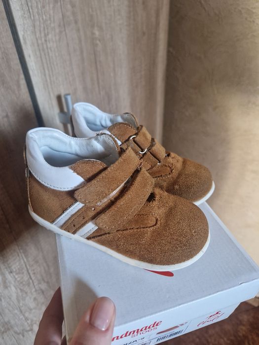 EMEL półbuty skorzane 23