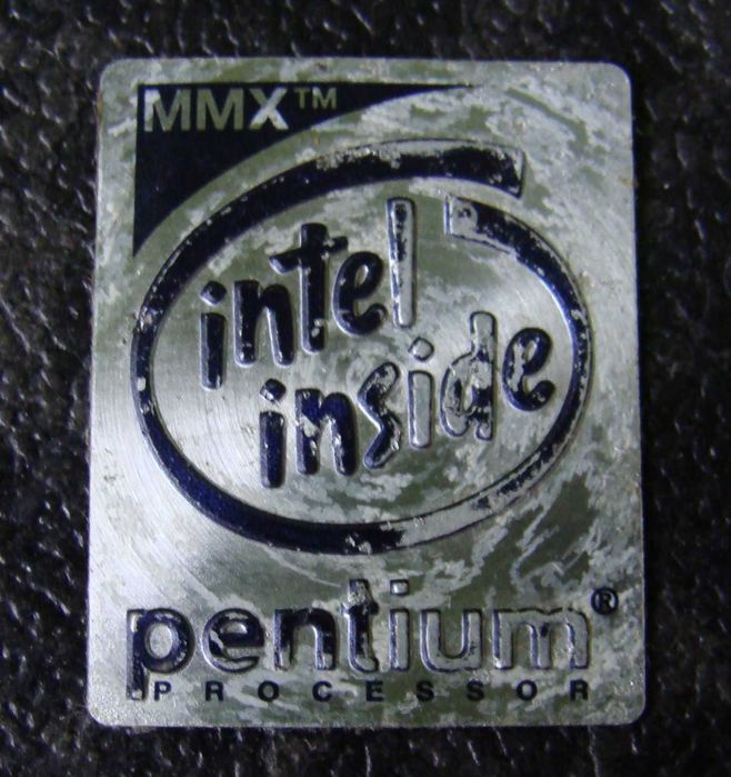 Aluminiowe logo Pentium MMX - oryginalne