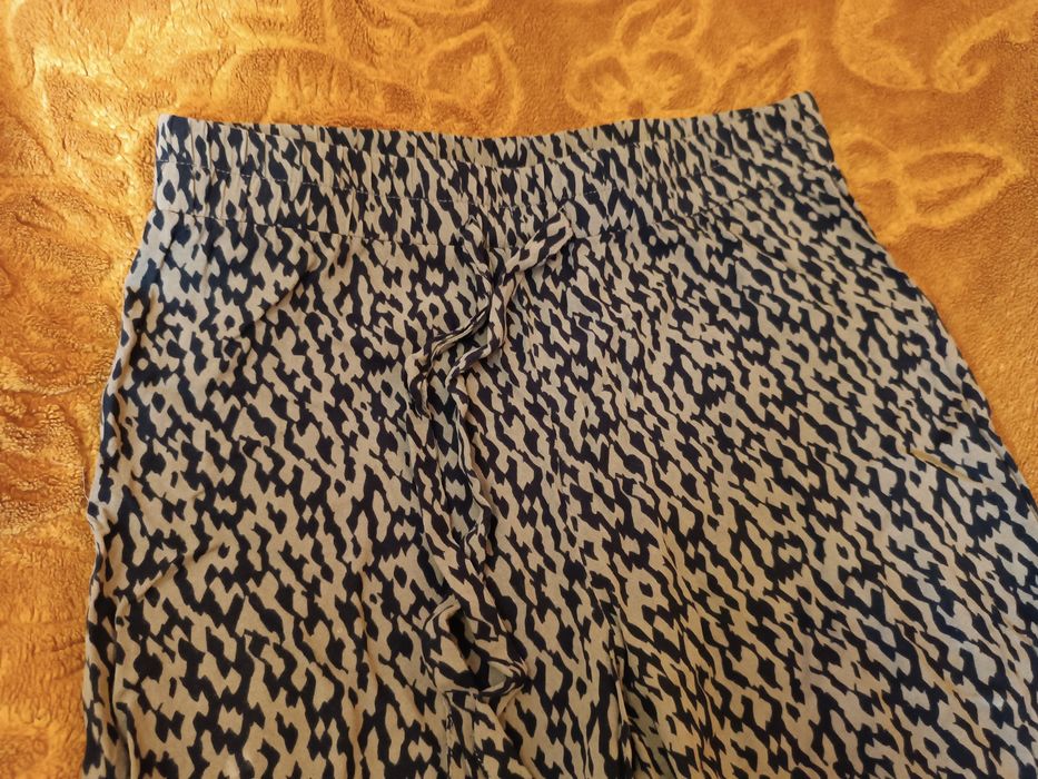 Spodnie damskie letnie lekkie S Primark