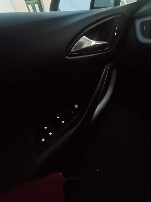 Opel Astra K 1.6 sporttourrer de 2016