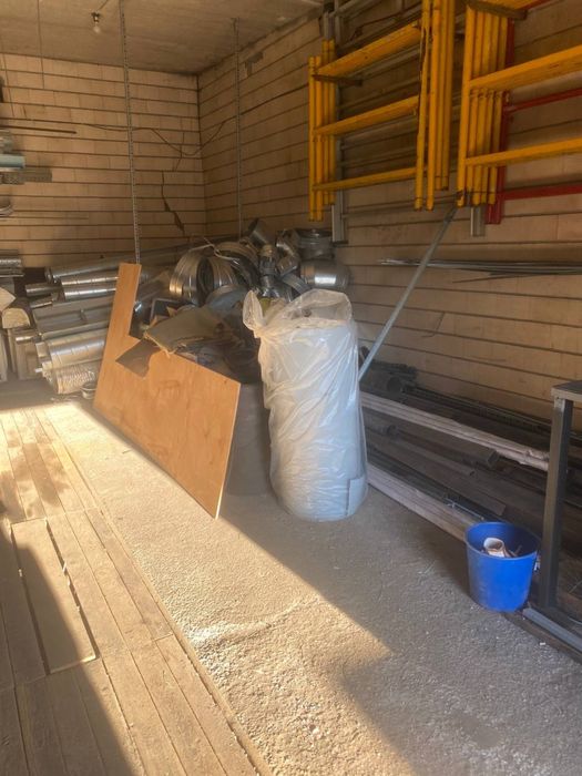 Продам большой кирпичный гараж