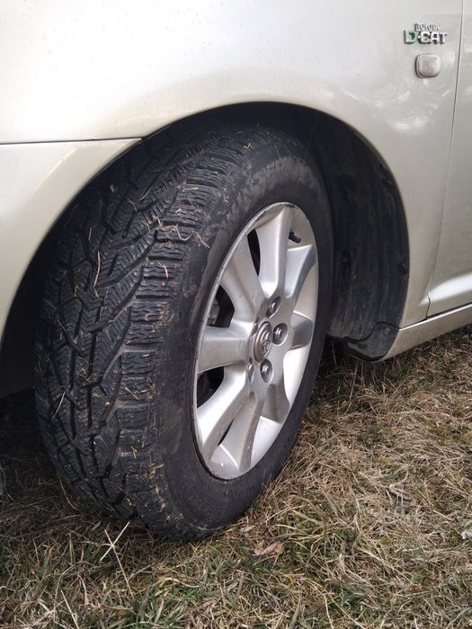 Тойота авенсіс 2,2 d-cat 2006р. Івано-Франківськ