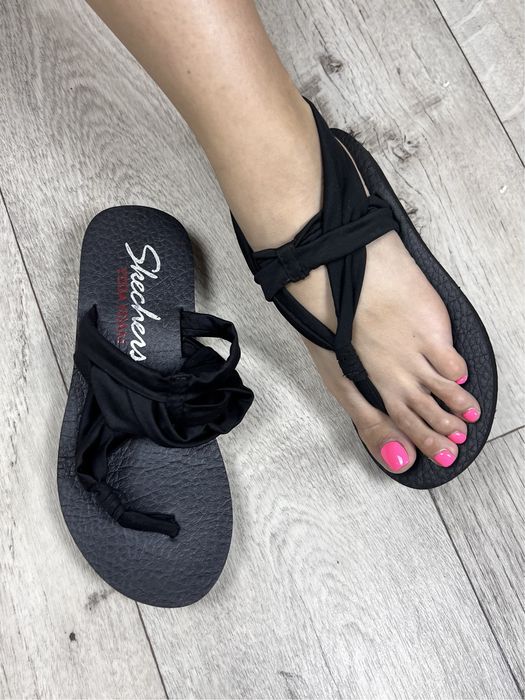 Skechers Yoga Foam сандали шлепанцы 38 размер оригинал черные шлепки
