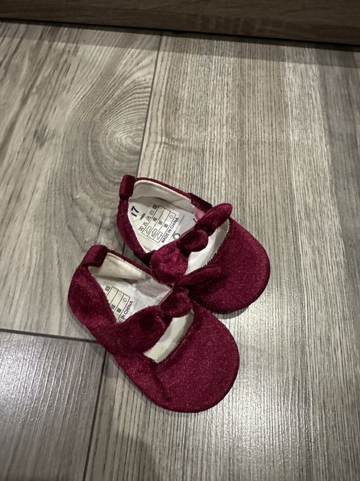 Туфлі-пінетки для дівчинки( від 3 до 8 міс)