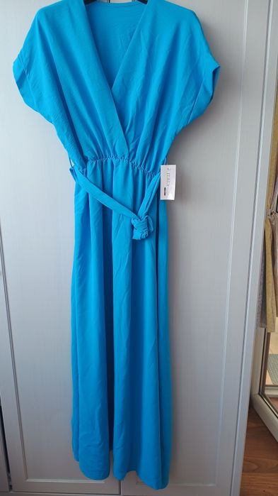 Niebieska sukienka elegancka maxi M