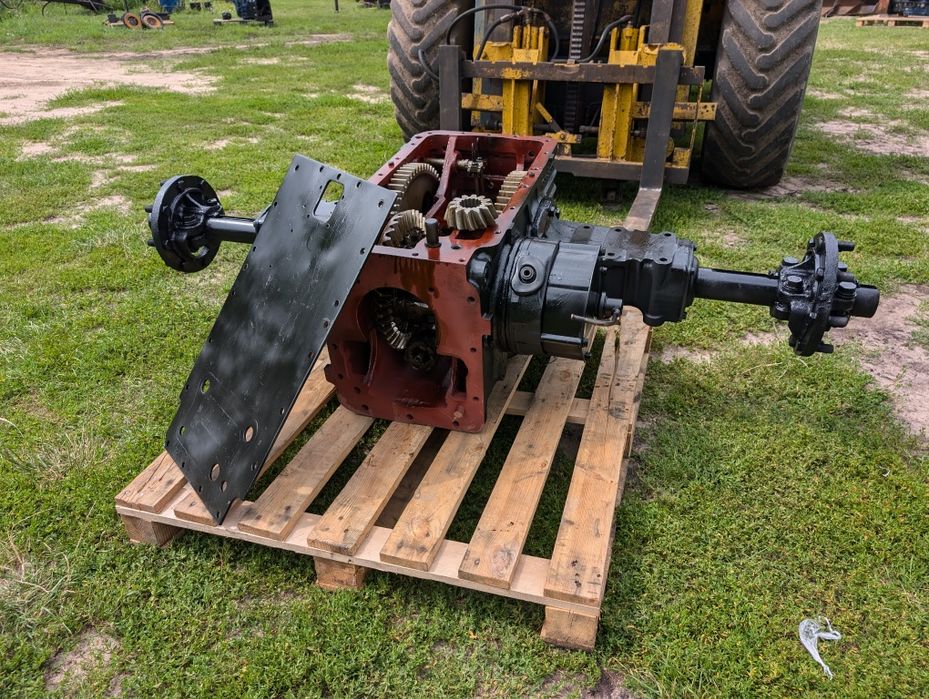 ЗАДНИЙ Мост МТЗ 80/82/892 Задній міст МТЗ З ремонту КОРПУС МТЗ Чулок