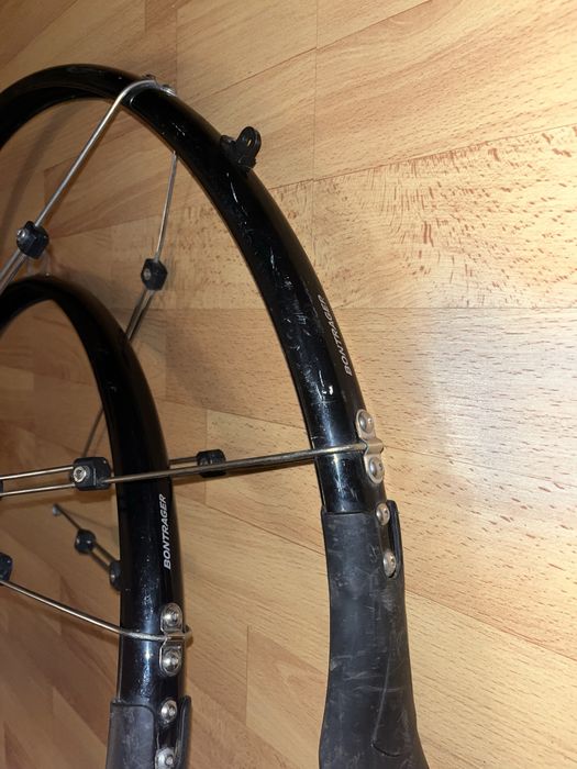 Błotniki rowerowe Bontrager NCS 700c 28-35