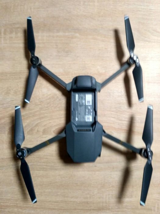 Продам коптер Mavic 1 Pro