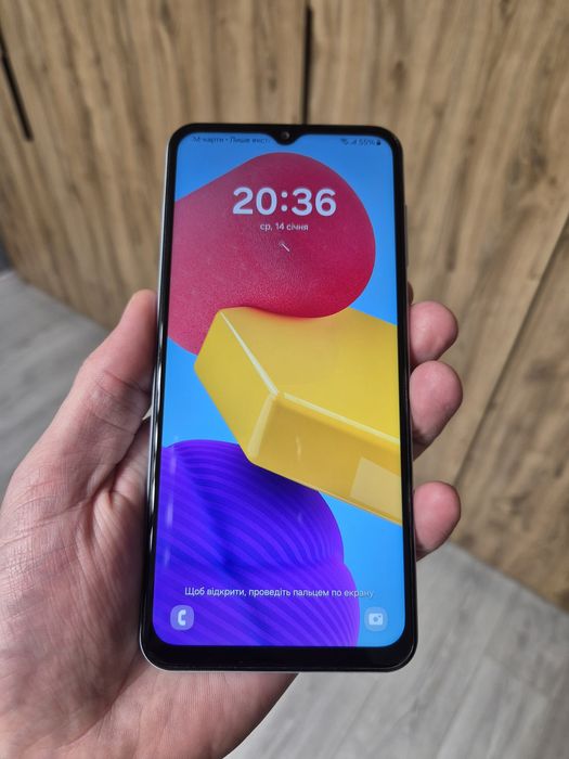 Samsung m13 4/64 light blue