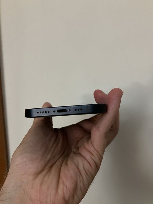 iPhone 12 128GB Preto — Como Novo
