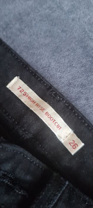 Spodnie Levi's Premium model 725 rozm xs 34