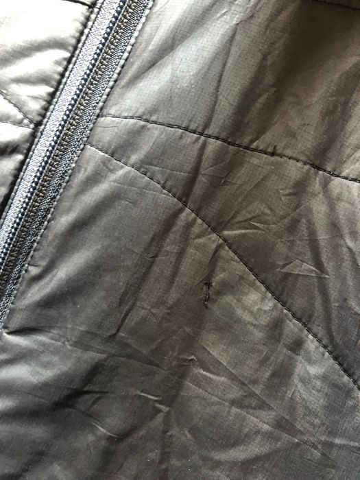 Оригінальний мікропуховик Mammut розміру S-M чорного кольору пуховик