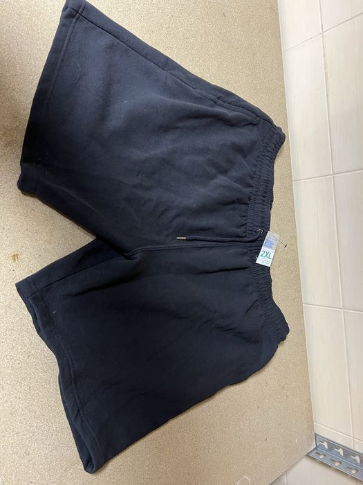 Нові шорти 2XL з бірками, не підійшов розмір