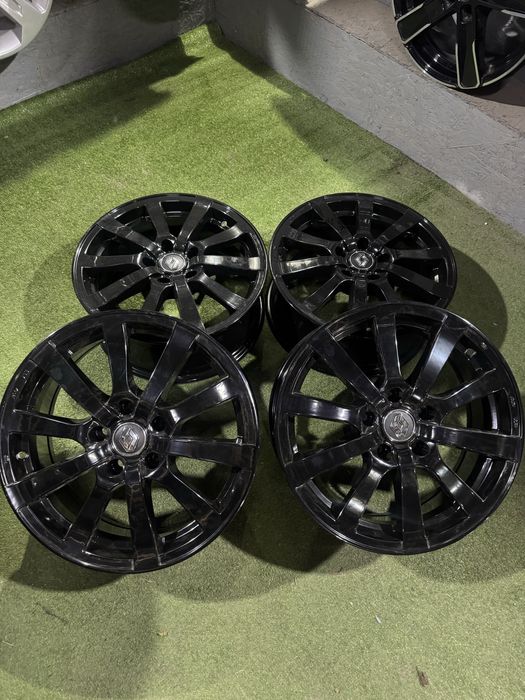 Диски титани 5:114,3R17 Renault Mazda Kia Nissan комплект оригінал склад б/у