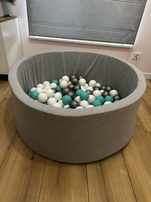 Сухий дитячий басейн з кульками діаметр 100см